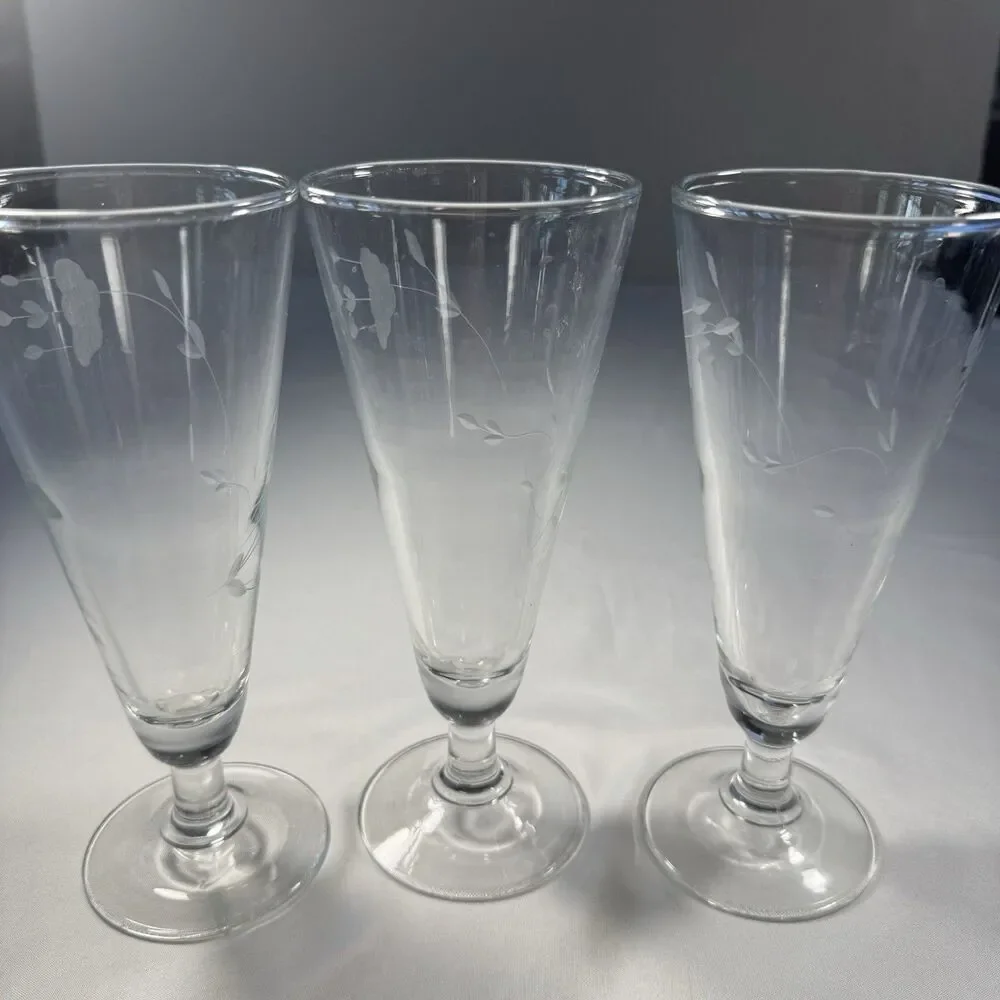 Set of 3 Etched Floral Footed Pilsner Glasses Clear Stemmed Barware